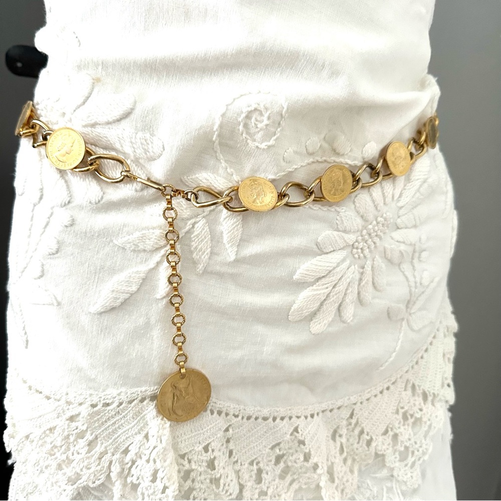 Vintage Queen Elizabeth II Gold Tone Faux Coin Belt